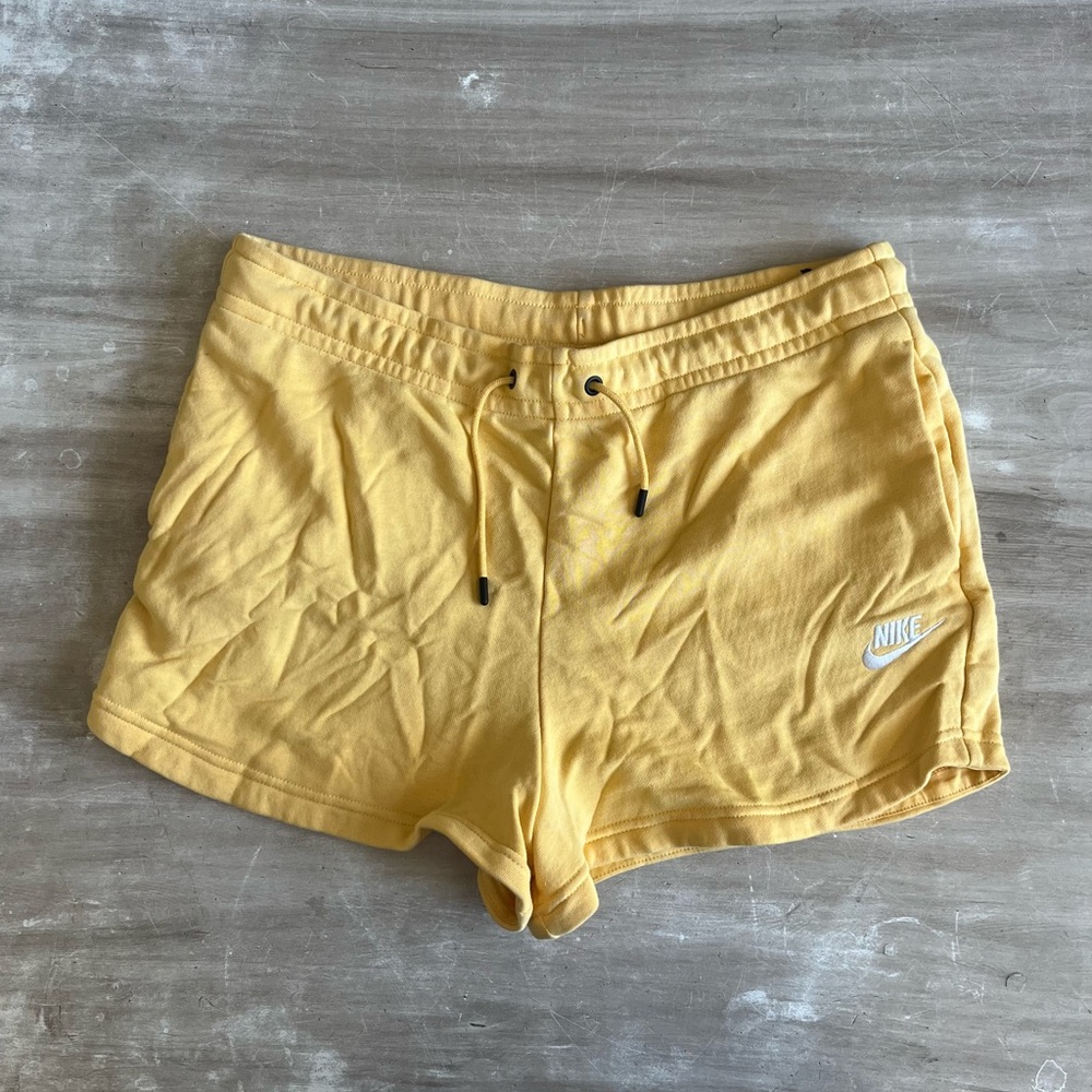 NIKE SWEATSHORTS